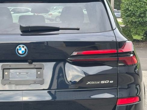 Used 2026 BMW X5 xDrive50e AWD/4WD image 7