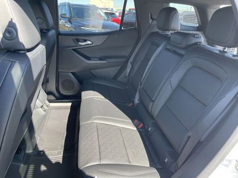 New 2026 Chevrolet Equinox LT w/ Convenience Package II image 23