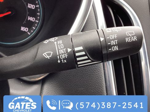 Used 2022 Chevrolet Equinox LT image 33