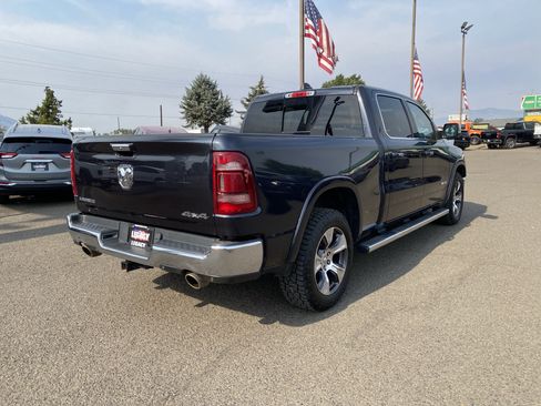 Used 2019 RAM 1500 Laramie AWD/4WD image 6