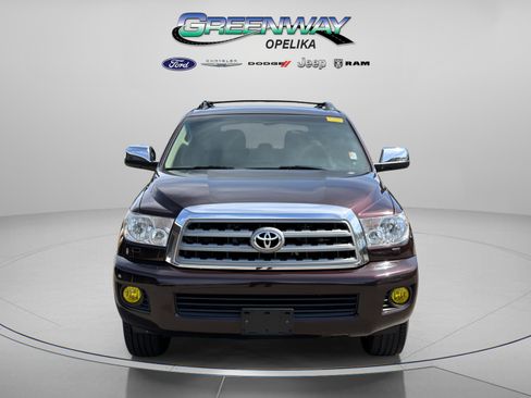 Used 2016 Toyota Sequoia Limited w/ Safety & Convenience Package image 8