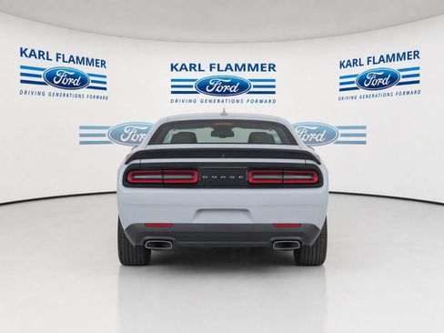 Used 2020 Dodge Challenger R/T Scat Pack RWD image 4