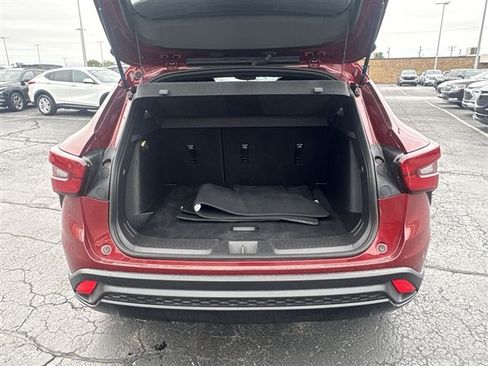 Certified 2024 Chevrolet Trax RS w/ Driver Confidence Package FWD image 24