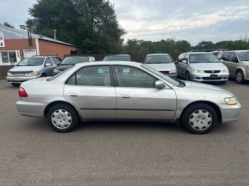Used 1998 Honda Accord LX image 4