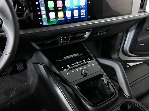 Certified 2026 Porsche Cayenne Coupe AWD/4WD image 18