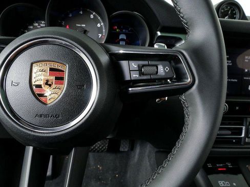 Certified 2026 Porsche Macan Turbo AWD/4WD image 11