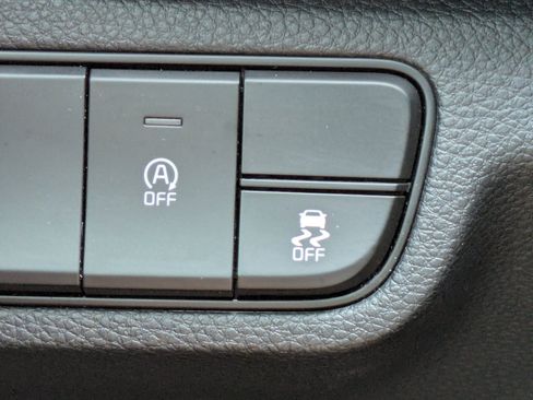 Certified 2024 Kia Seltos EX FWD image 19