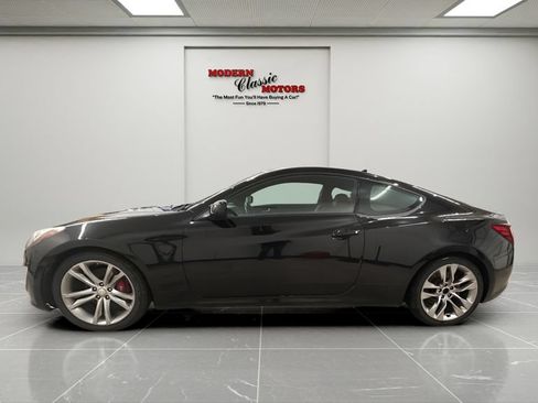 Used 2013 Hyundai Genesis 2.0T RWD image 4