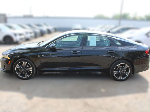 Certified 2021 Kia K5 EX image 13