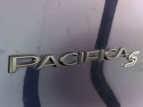 Used 2018 Chrysler Pacifica Limited w/ S Appearance Package image 13