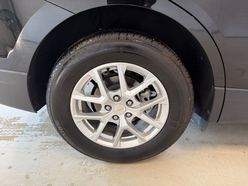 Used 2024 Chevrolet Equinox LT AWD/4WD image 29