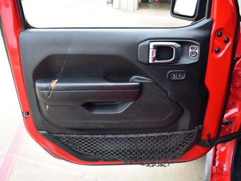 Used 2021 Jeep Wrangler Unlimited Sport AWD/4WD image 13