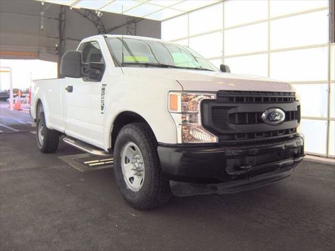 Used 2022 Ford F250 XL image 4