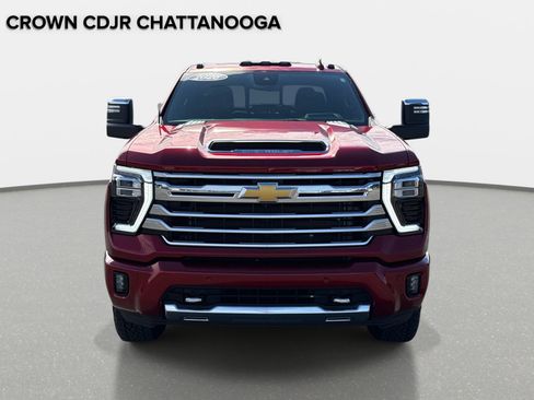 Used 2026 Chevrolet Silverado 2500 High Country w/ High Country Premium Package AWD/4WD image 10