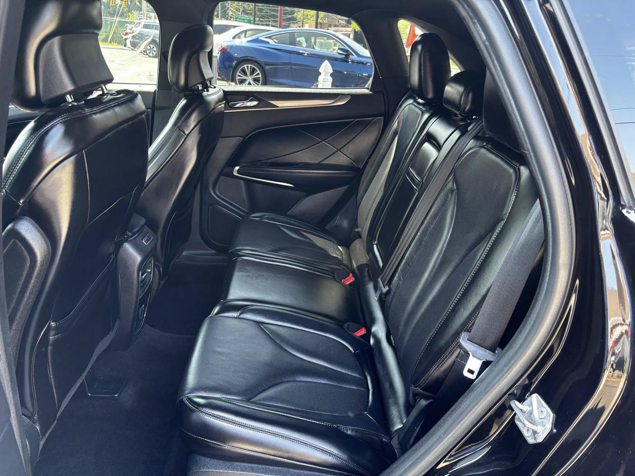 Used 2019 Lincoln MKC Reserve w/ MKC Climate Package AWD/4WD image 19