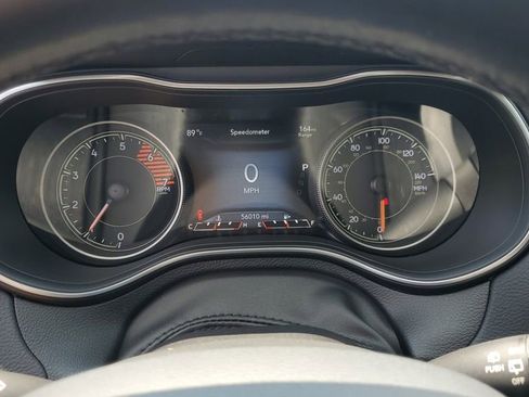Used 2020 Jeep Cherokee Trailhawk w/ Cold Weather Group AWD/4WD image 13