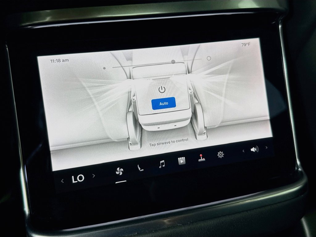 Used 2022 Tesla Model S Plaid AWD/4WD image 24