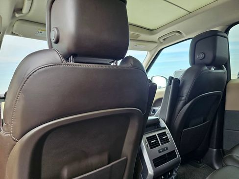 Used 2020 Land Rover Range Rover Sport HSE AWD/4WD image 17