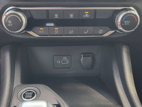 Used 2023 Nissan Sentra S FWD image 18
