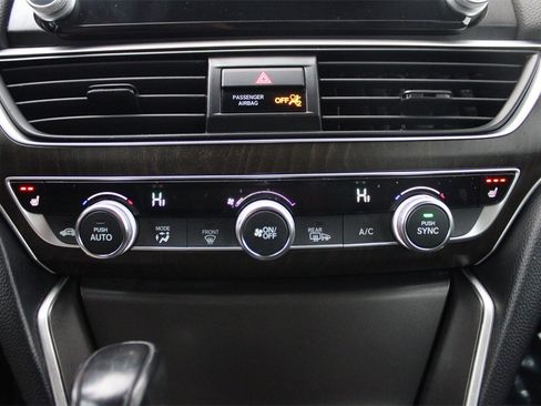 Used 2018 Honda Accord EX-L image 21
