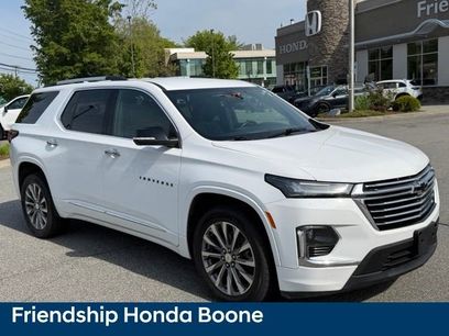Used 2023 Chevrolet Traverse Premier