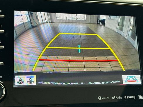 Certified 2020 Toyota Avalon XSE w/ All Weather Liner Package image 19