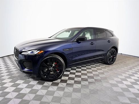 Used 2025 Jaguar F-PACE R-Dynamic S image 1