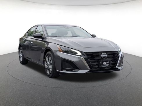 New 2025 Nissan Altima 2.5 S FWD image 4