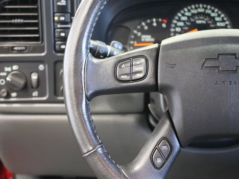 Used 2006 Chevrolet Silverado 2500 LT w/ Heavy-Duty Power Package image 84