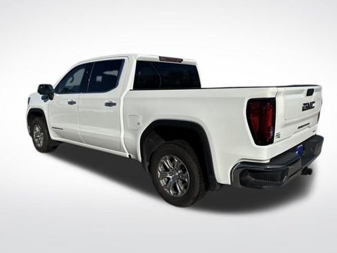 Used 2024 GMC Sierra 1500 SLT image 3