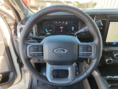 New 2026 Ford F250 Lariat w/ Chrome Package image 16