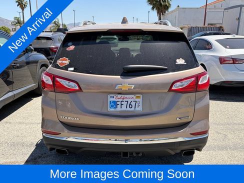 Used 2018 Chevrolet Equinox Premier FWD image 4