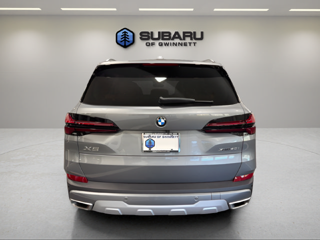 Used 2024 BMW X5 xDrive40i w/ Premium Package AWD/4WD image 4