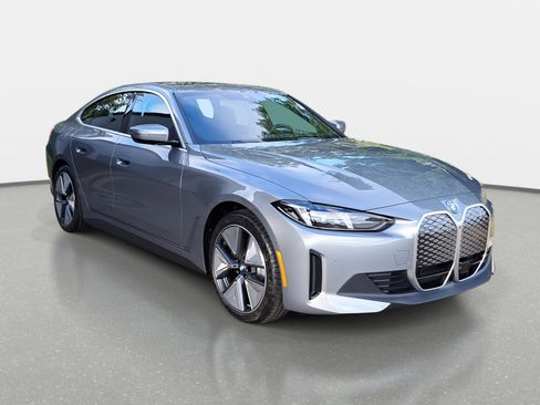 New 2025 BMW i4 eDrive40 w/ Premium Package image 3