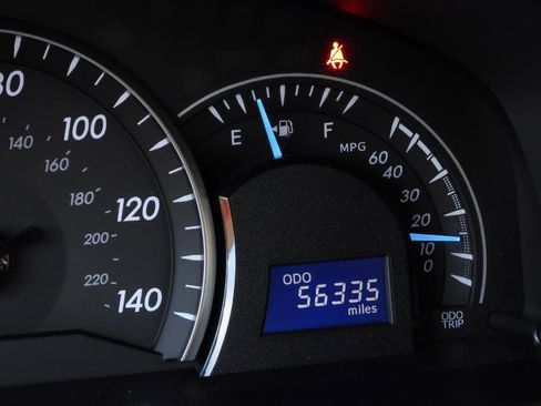 Used 2012 Toyota Camry LE image 48