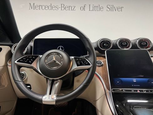 Used 2022 Mercedes-Benz C 300 4MATIC Sedan image 31