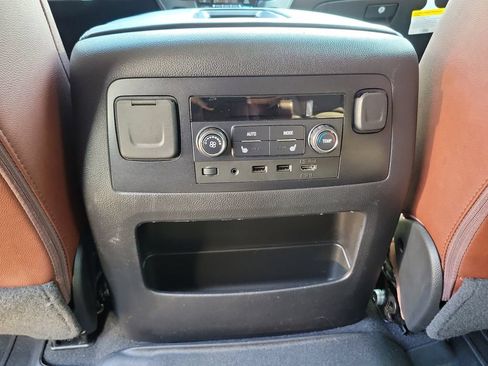 Used 2016 Ford Escape SE FWD image 12