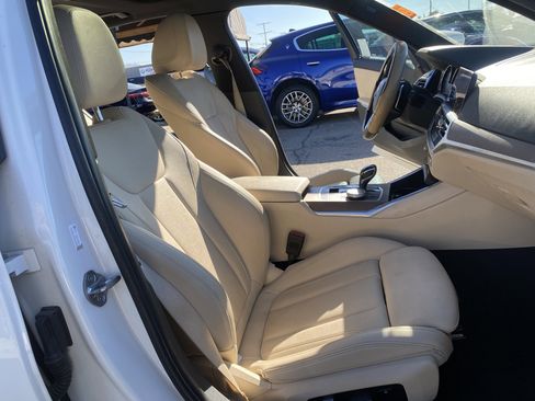 Used 2020 BMW 330i 330i w/ Driving Assistance Package image 17