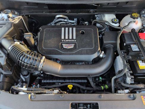 Used 2025 Cadillac XT6 Luxury image 29