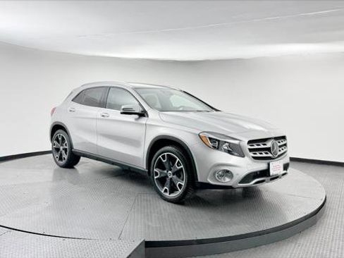 Used 2018 Mercedes-Benz GLA 250 4MATIC image 11