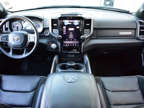 Used 2025 RAM 1500 Laramie AWD/4WD image 32