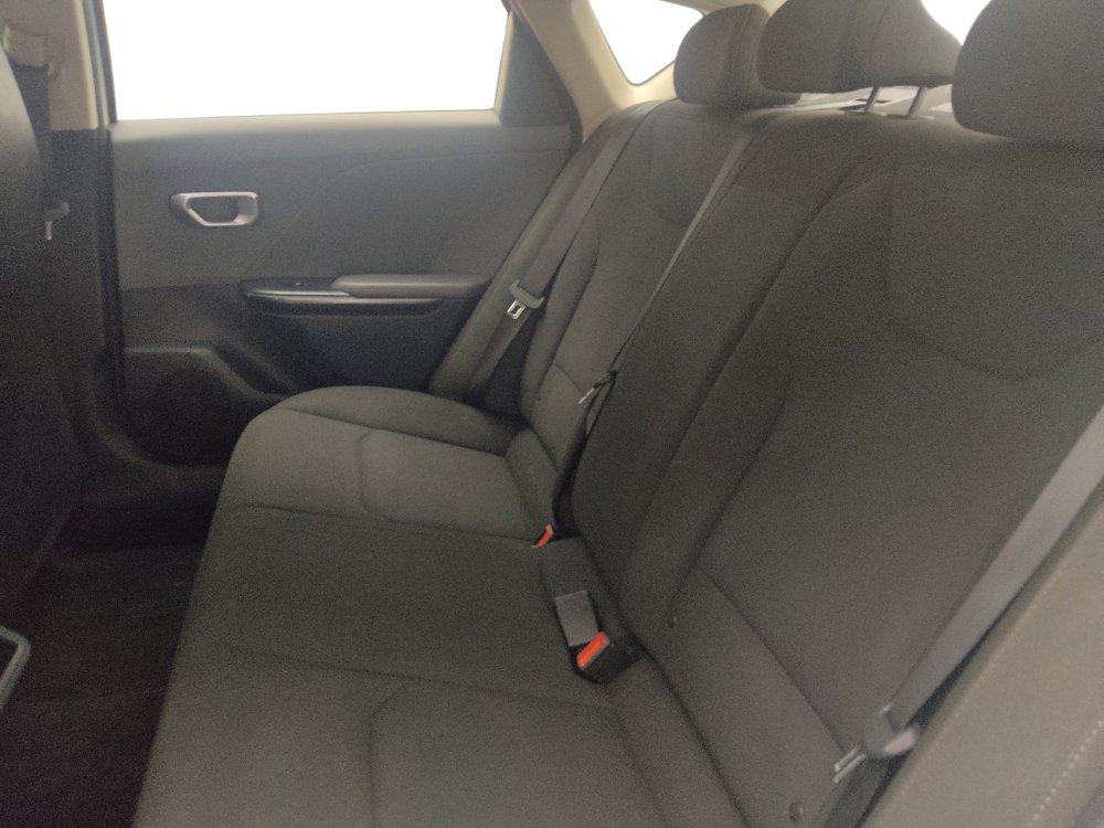 Used 2025 Kia K4 FWD image 18