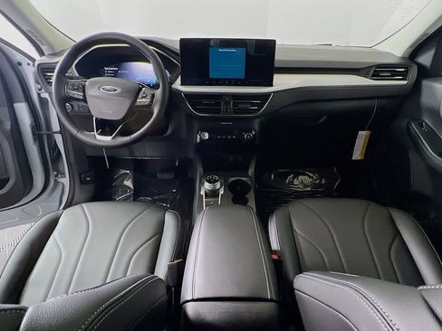 New 2025 Ford Escape SE w/ PHEV Premium Package image 7