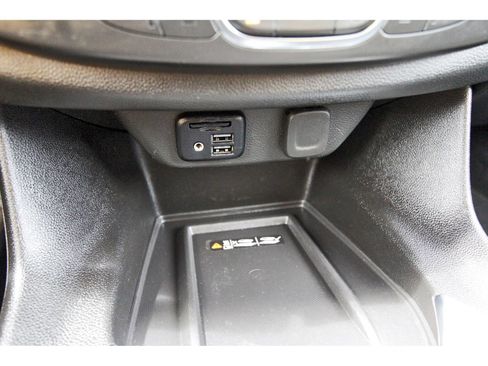 Used 2023 Chevrolet Traverse RS AWD/4WD image 31