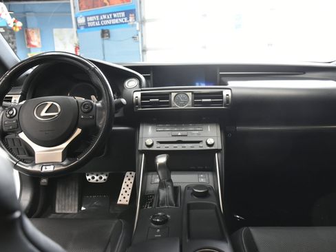 Used 2016 Lexus IS 300 F Sport image 27
