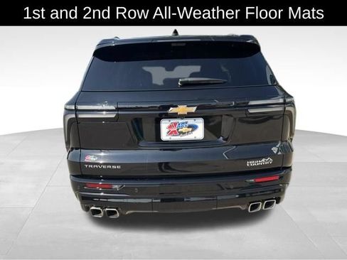 Certified 2025 Chevrolet Traverse High Country FWD image 7