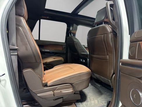 Used 2024 Ford Expedition Max King Ranch image 19
