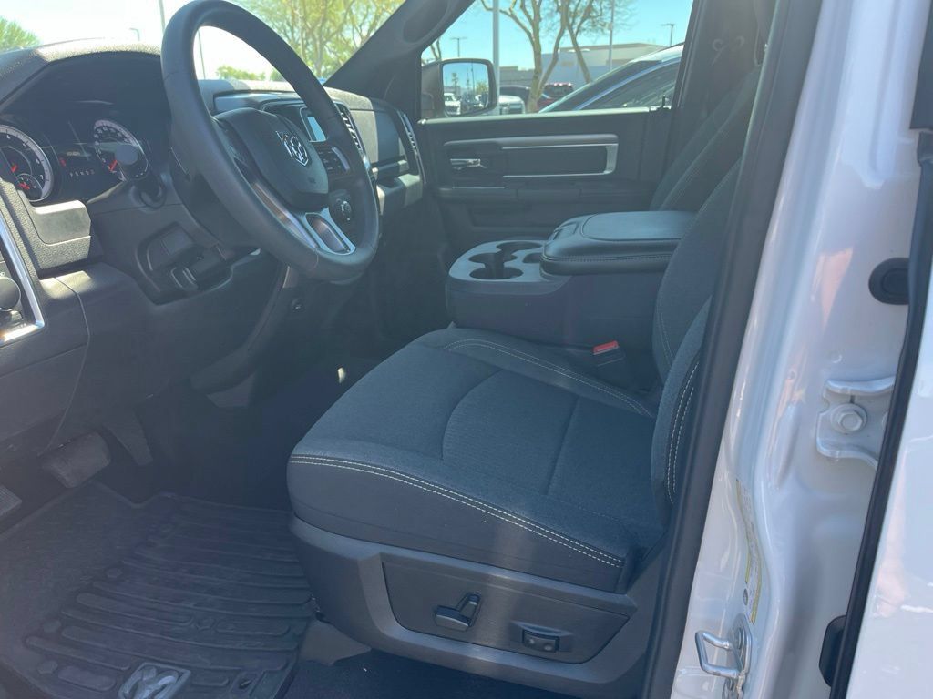 Used 2024 RAM 1500 Warlock w/ Warlock All Terrain Package AWD/4WD image 7