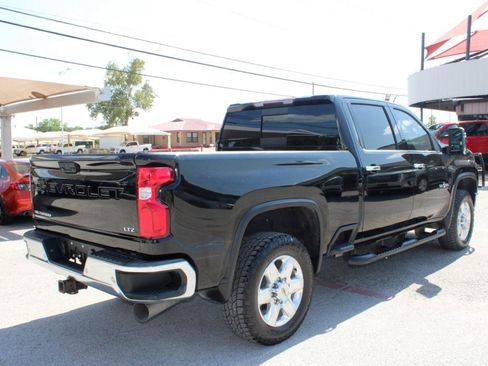 Used 2021 Chevrolet Silverado 2500 LTZ w/ LTZ Texas Edition AWD/4WD image 3