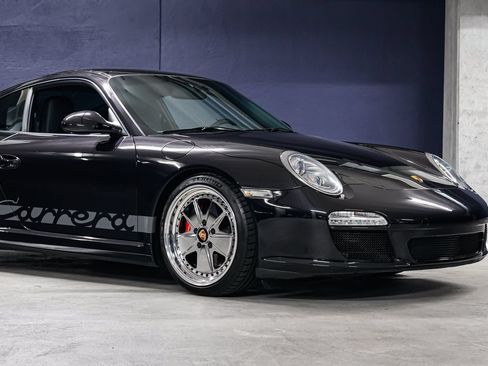 Used 2009 Porsche 911 Carrera 4S AWD/4WD image 38